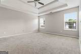 2922 Knoll View Place - Photo 15