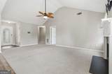 2922 Knoll View Place - Photo 9