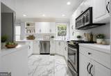 2102 Kendall Close - Photo 18