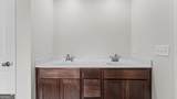 153 232 Hampton Hollow Drive - Photo 14