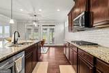 716 Genesee Point - Photo 13