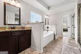 716 Genesee Point - Photo 36