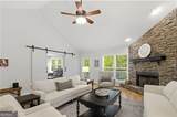1077 Panorama Drive - Photo 4