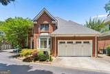 1104 Chantilly Crescent - Photo 2