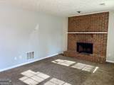 945 Silverwood Drive - Photo 2