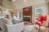 360 Oak Terrace - Photo 11