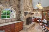 360 Oak Terrace - Photo 18