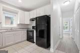 562 Woodlawn Avenue - Photo 11