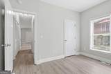 562 Woodlawn Avenue - Photo 15