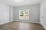 562 Woodlawn Avenue - Photo 16