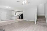 562 Woodlawn Avenue - Photo 6