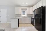 562 Woodlawn Avenue - Photo 9