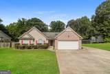 293 Hampton Oaks Circle - Photo 1