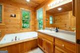 305 Martin Crossing - Photo 22