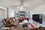 563 Presidential Drive - Photo 4
