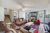 563 Presidential Drive - Photo 5