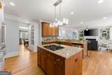 3173 Hamlet Way - Photo 16