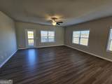 4 Silver Lane - Photo 5