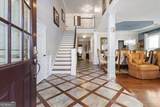 9122 Loxford Street - Photo 6