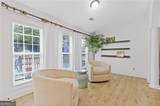 521 Embassy Walk - Photo 11