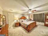 1018 Riverside Drive - Photo 15