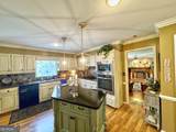1018 Riverside Drive - Photo 4