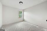 270 Gainesborough Drive - Photo 35
