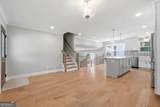 880 The Circle - Photo 7