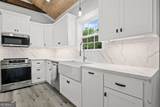 93 Riverside Drive - Photo 17