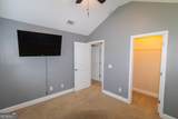 612 Hampstead Avenue - Photo 17