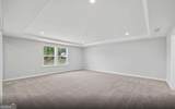 204 Henry Place - Photo 9