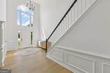 9429 Golfview Point - Photo 6