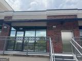 302 Satellite Boulevard - Photo 1