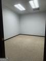 302 Satellite Boulevard - Photo 15