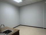 302 Satellite Boulevard - Photo 17