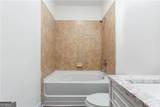 898 Oak Street - Photo 10