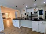 305 Windsor Place - Photo 14