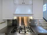 305 Windsor Place - Photo 15