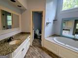 305 Windsor Place - Photo 20