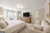 240 Embassy Court - Photo 25