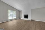 404 Ridgetop Drive - Photo 4