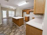 1456 Gates Circle - Photo 6