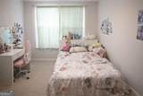 1740 Snapping Court - Photo 16