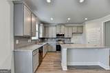 7309 Yewtree Drive Walk - Photo 19
