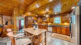 911 Summit Way - Photo 5