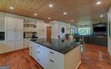 675 Freedom Heights - Photo 10