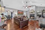305 Annie Lane - Photo 4