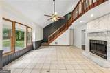 9080 Pine Tree Circle - Photo 10