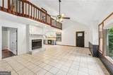 9080 Pine Tree Circle - Photo 12