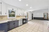 9080 Pine Tree Circle - Photo 14